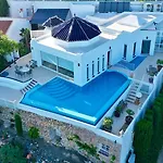 Chimenea - Luxury With Private Pool & Stunning Sea Views - Lual *