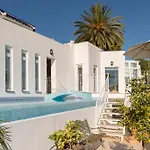 Villa Chimenea - Luxury With Private Pool & Stunning Sea Views - Lual