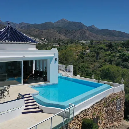 Chimenea - Luxury With Infinity Pool & Stunning Sea Views - Lual