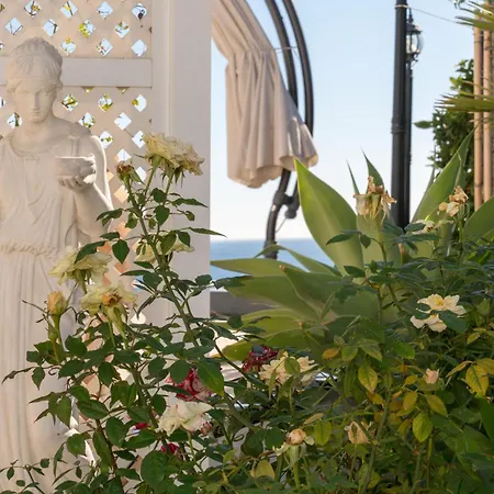 Villa Chimenea - Luxury With Infinity Pool & Stunning Sea Views - Lual *