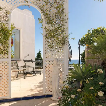 Villa Chimenea - Luxury With Infinity Pool & Stunning Sea Views - Lual